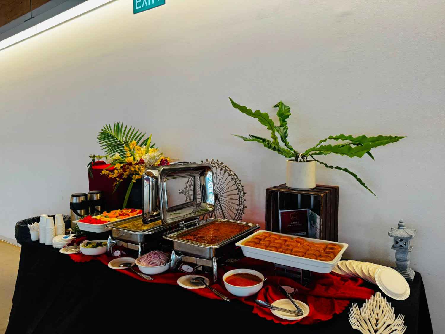 Island Caterings 11 + 1 Course