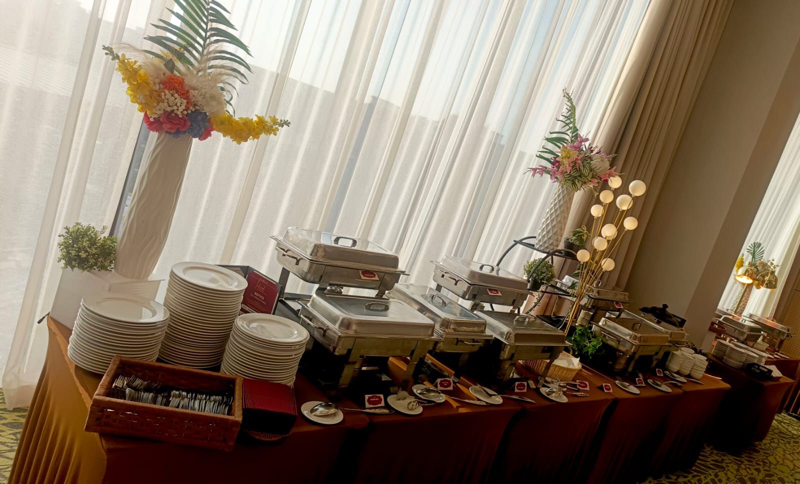 Island Caterings 8+1 COURSE