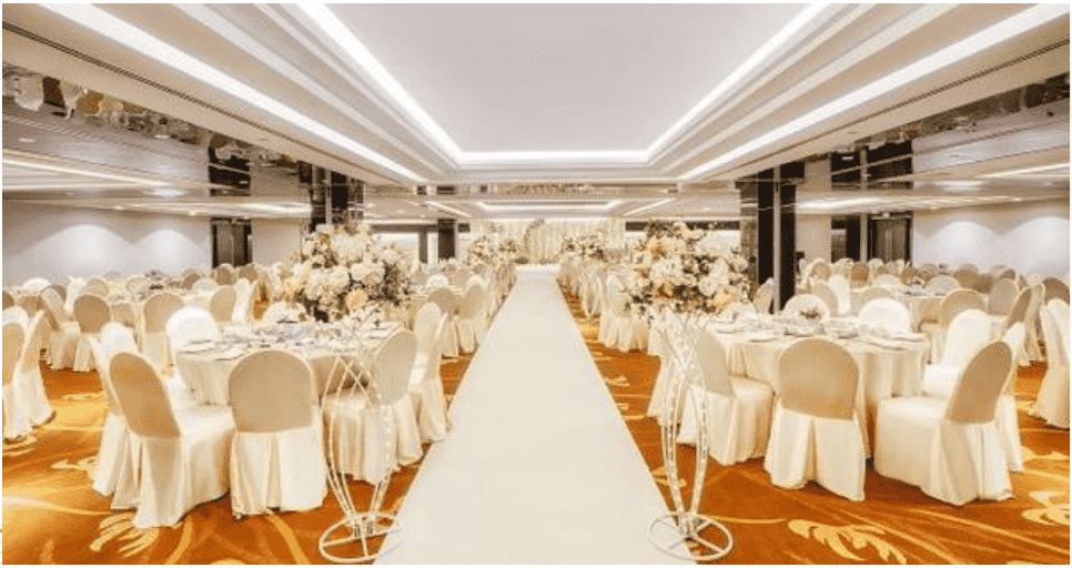 Peninsula Excelsior Hotel